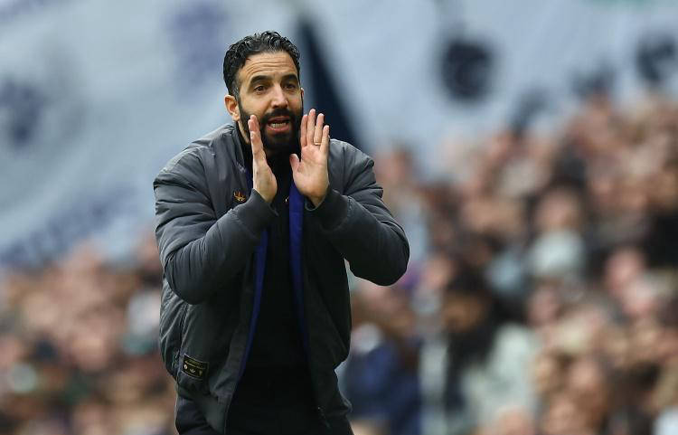 曼联问题究竟何在？“治标不治本”的努力难掩球队深层隐忧